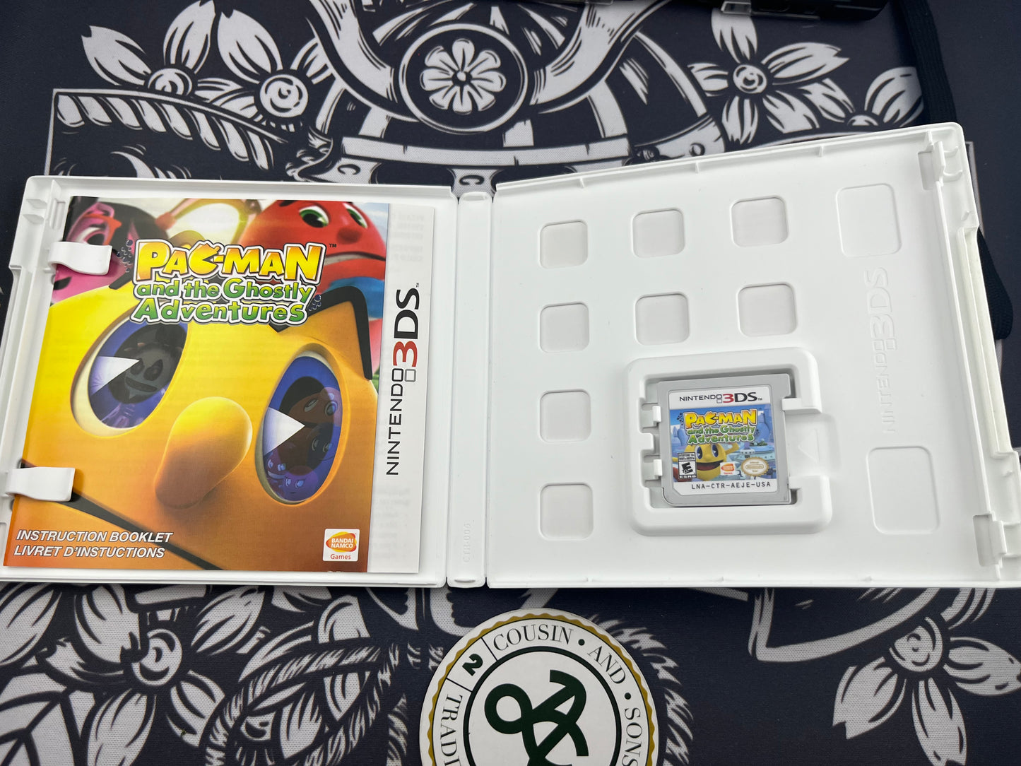 Black and Blue 3DS XL Loose with 5 Games