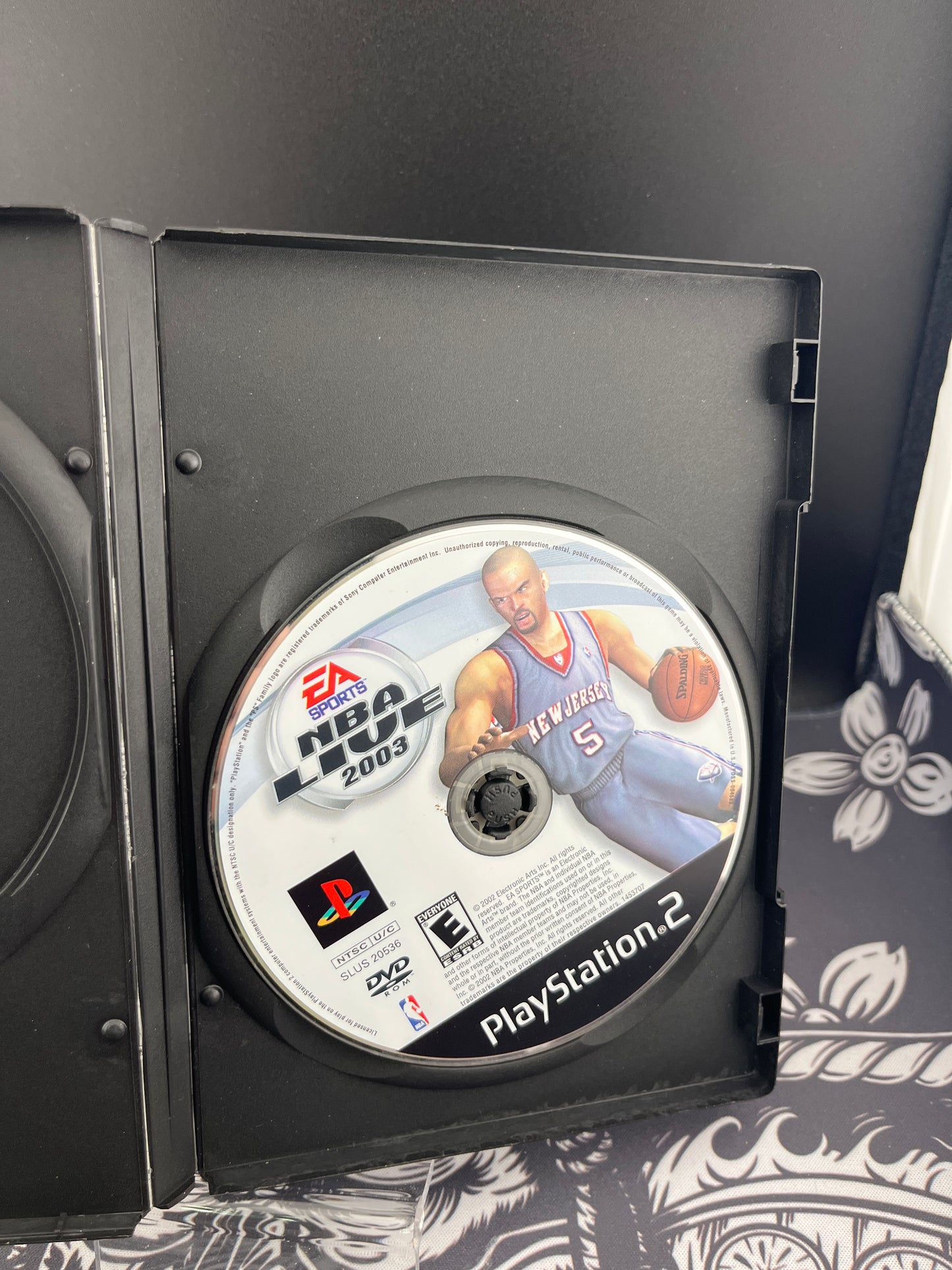 NBA Live 2003 PS2 (re-printed cover, no manual)