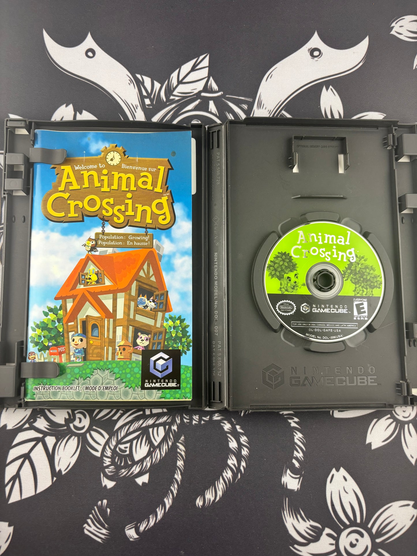 Animal Crossing GameCube black label CIB