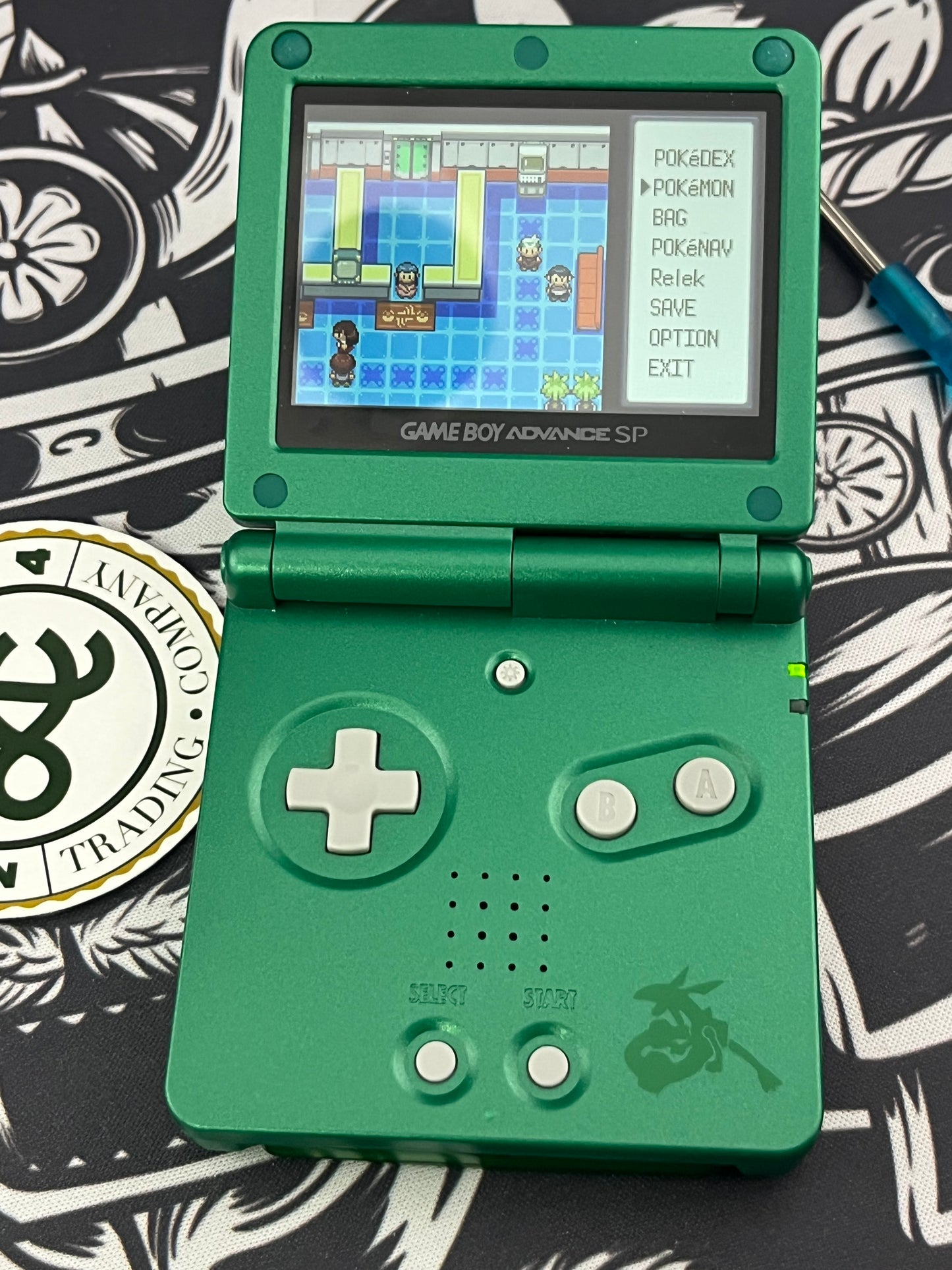 Pokémon Emerald Good Label Loose