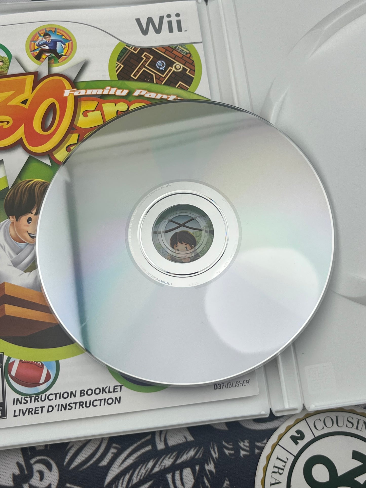 Family Party 30 Great Games Outdoor Fun Wii CIB