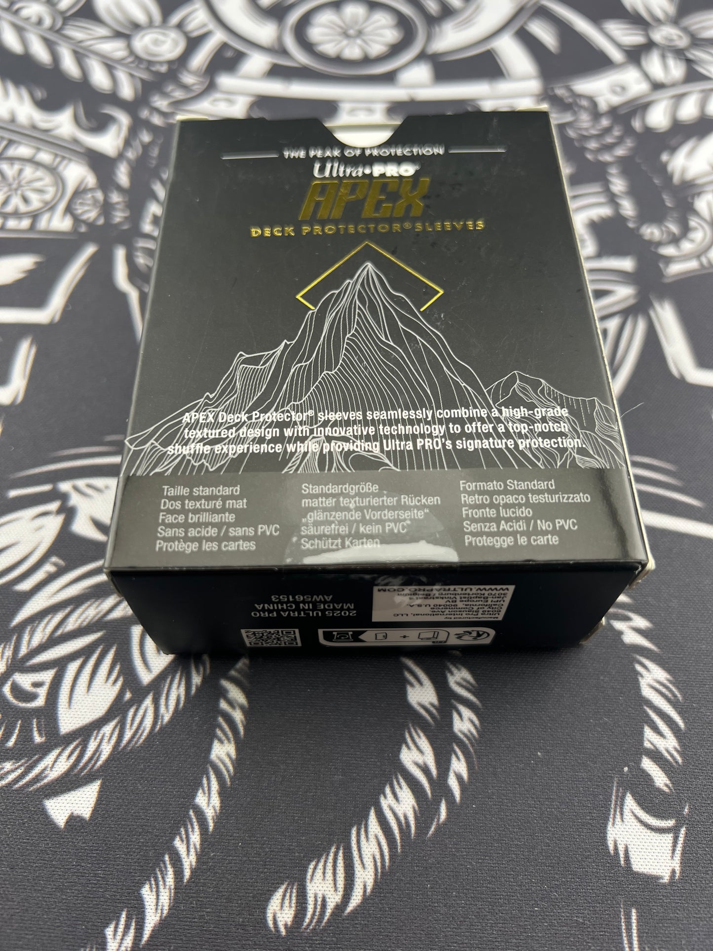 Final Fantasy MTG Cloud Deck Protector