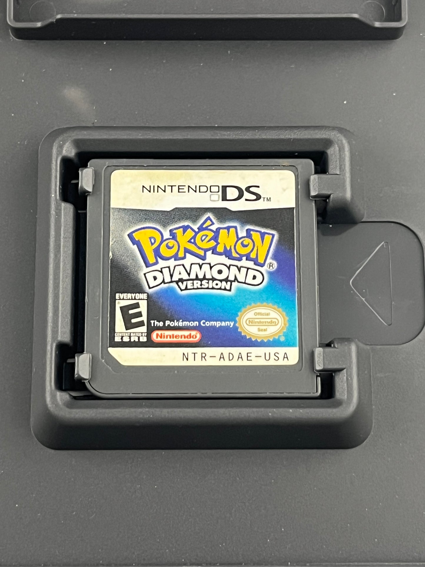 Pokémon Diamond DS Game and Case