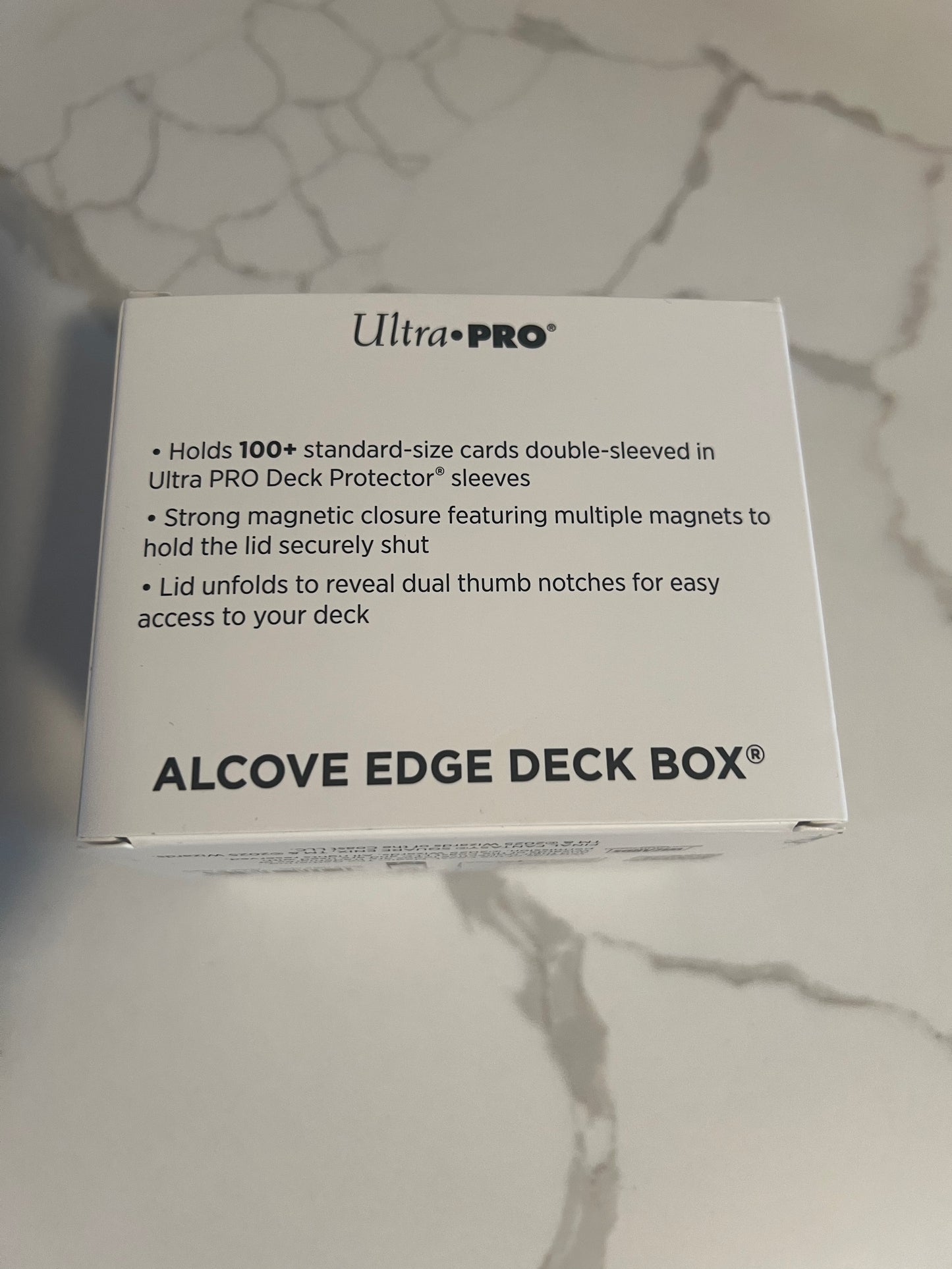 Ultra-Pro MTG Final Fantasy Alcove Edge Deck Box - Cloud