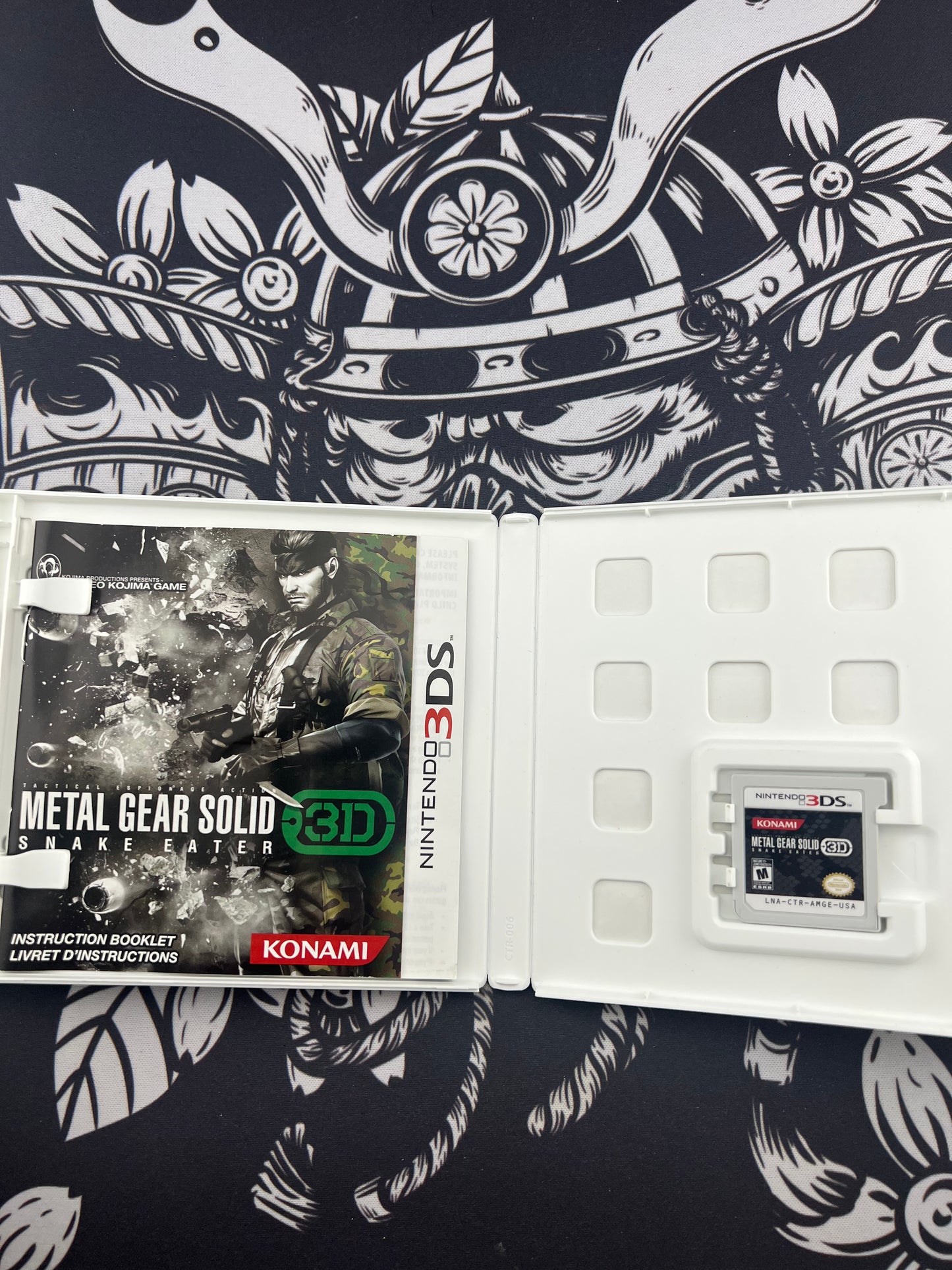 Metal Gear Solid 3D Snake Eater 3DS CIB