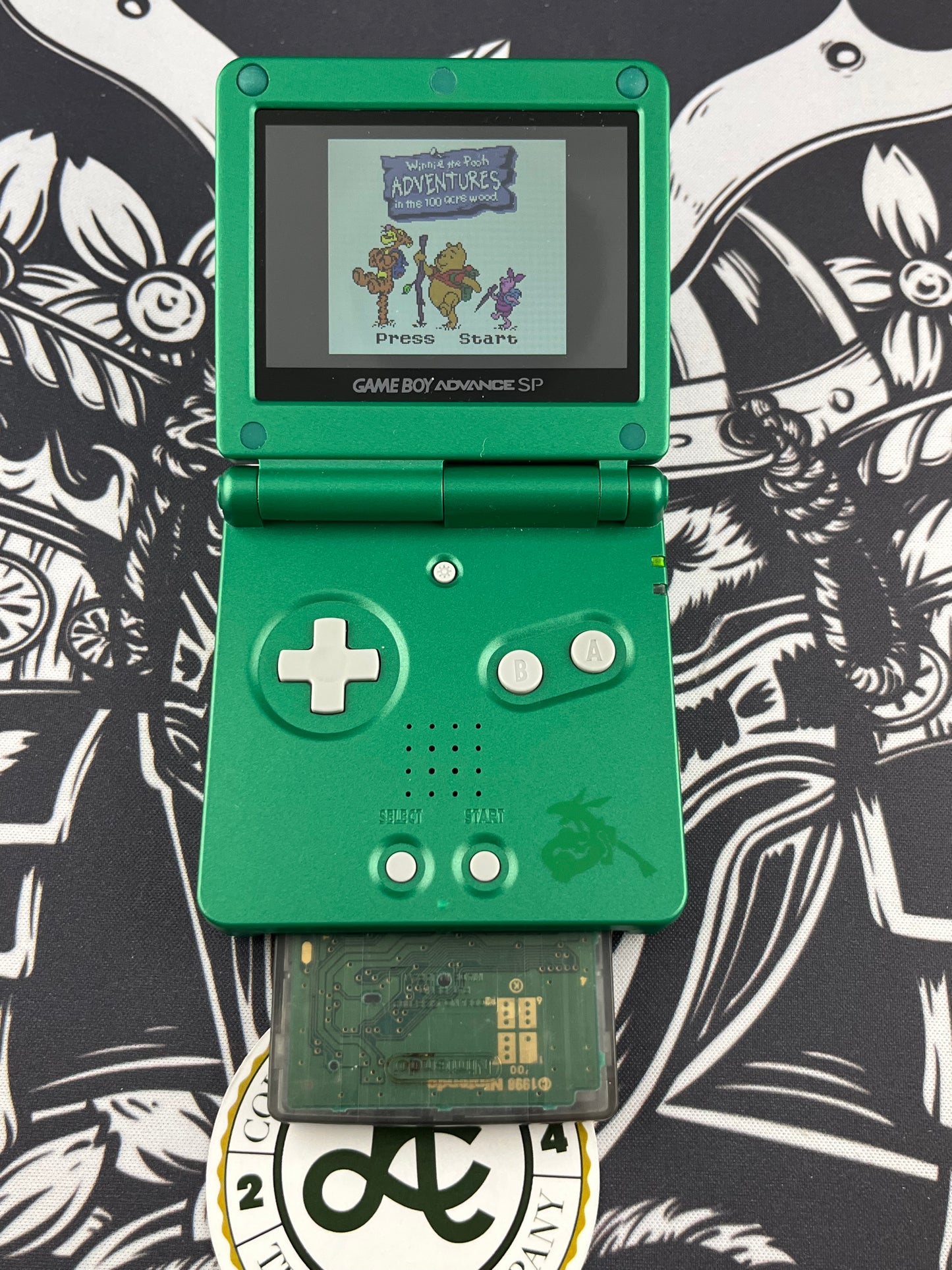 Winnie The Pooh Adventures in the 100 Acre Woods GBC