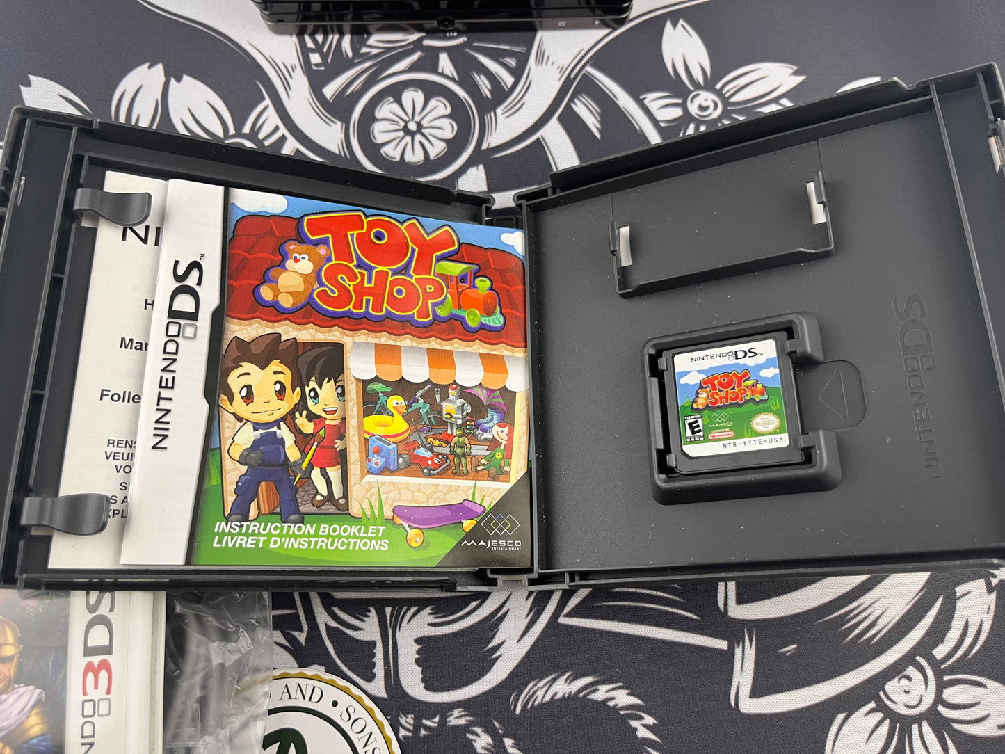 Cosmo Black 3DS loose with 3 games