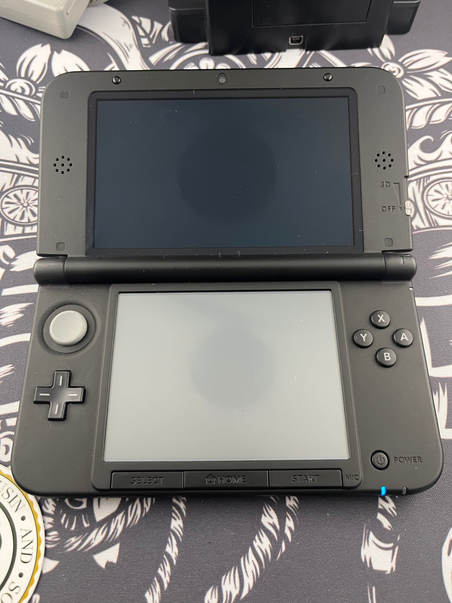 Black 3DS XL With 2 games