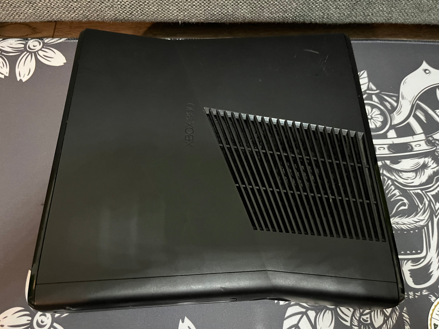 Xbox 360 Slim with 20 Games