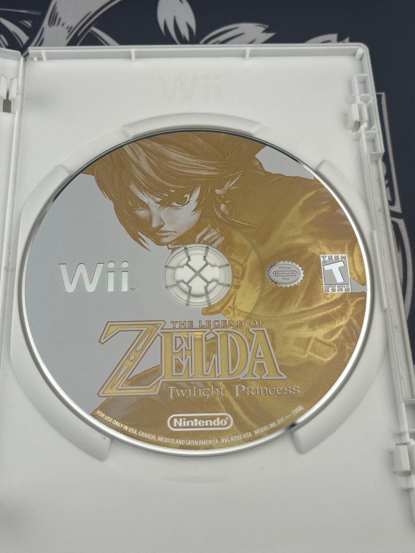The Legend of Zelda Twilight Princess Wii CIB