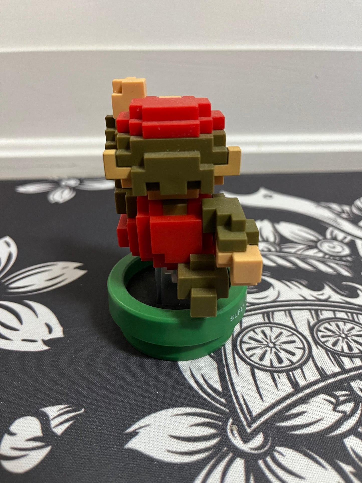 Nintendo Super Smash Bros Amiibo 30th Classic Color Mario WiiU 3DS