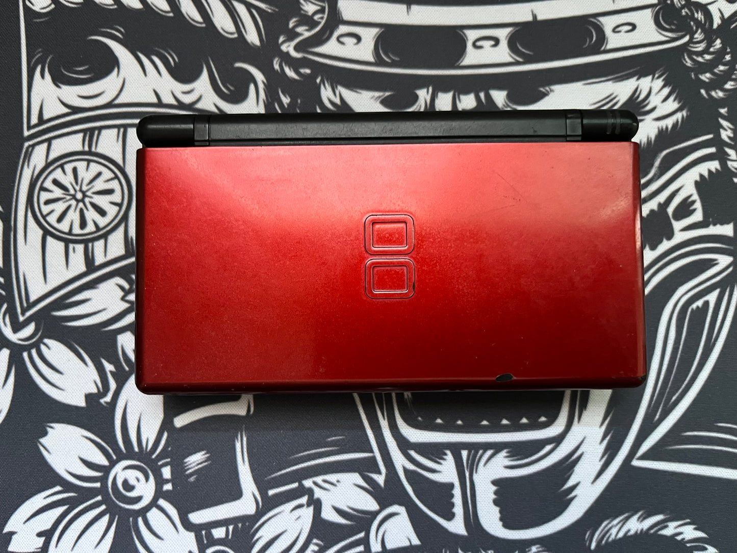 DS Lite (Red) Bundle