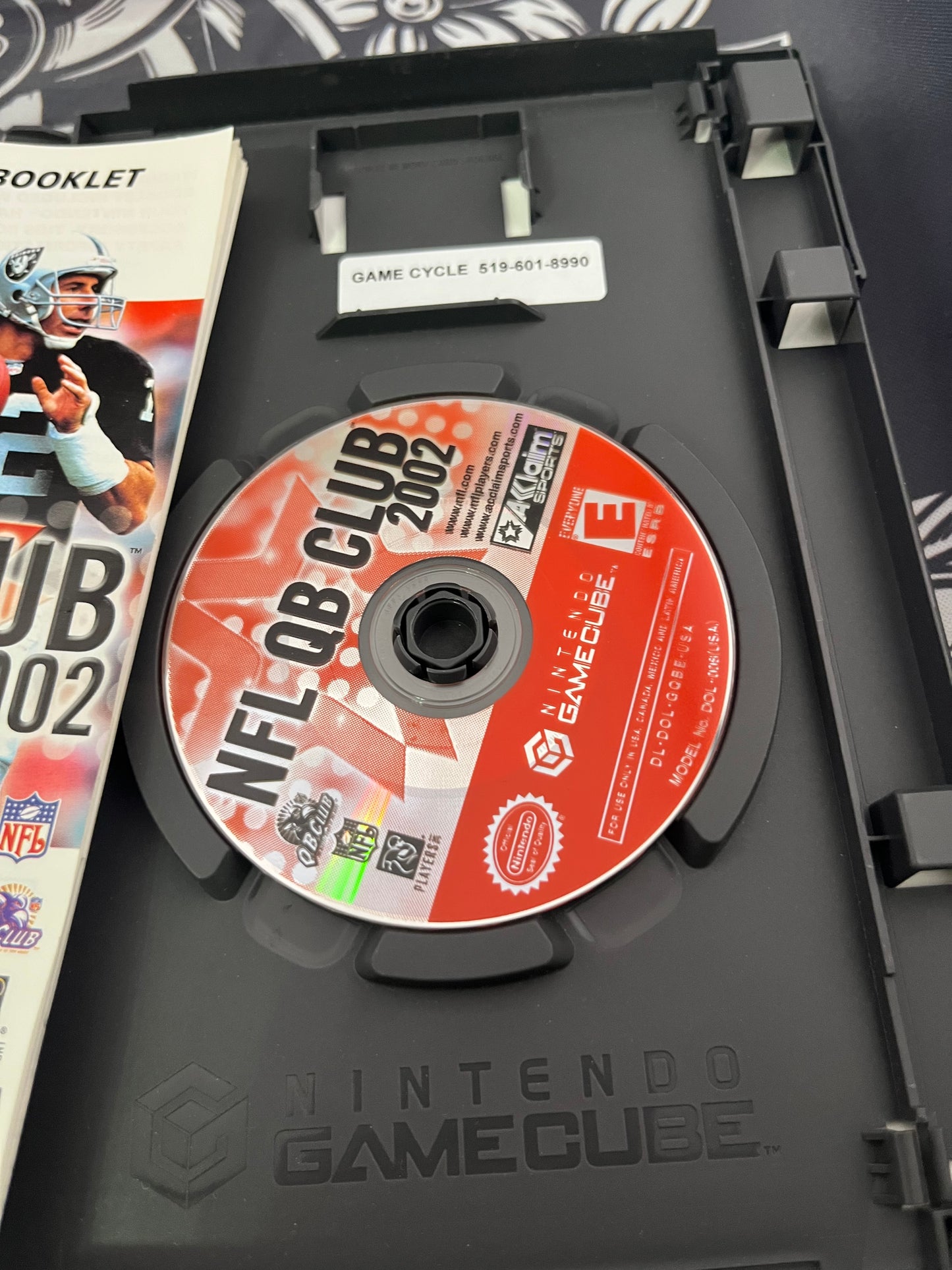 NFL QB Club 2002 GameCube CIB