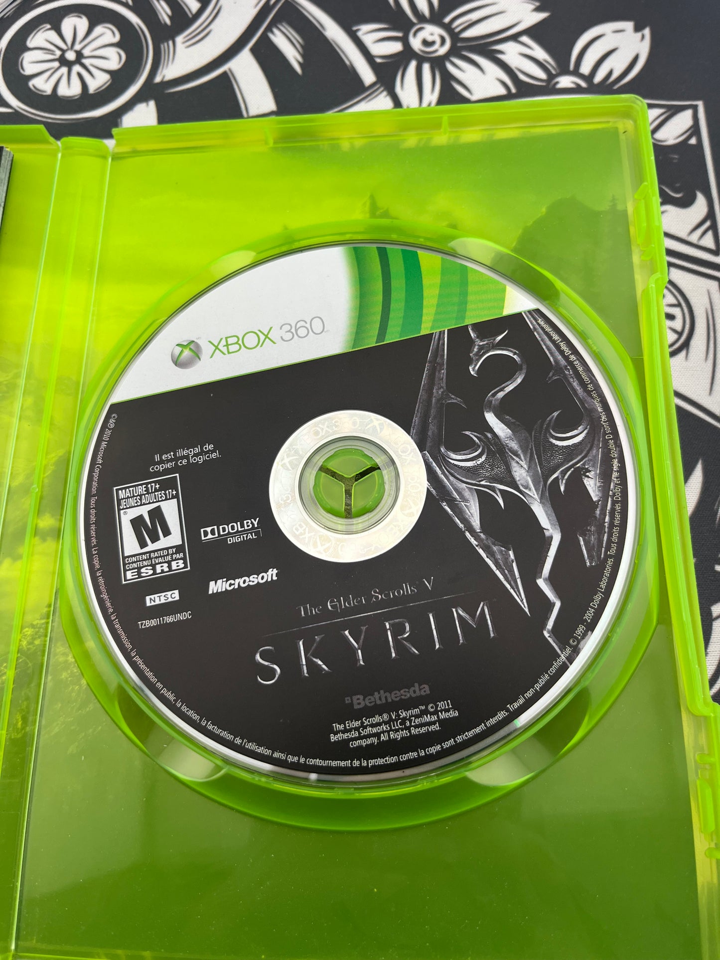 The Elder Scrolls V Skyrim Xbox 360 CIB