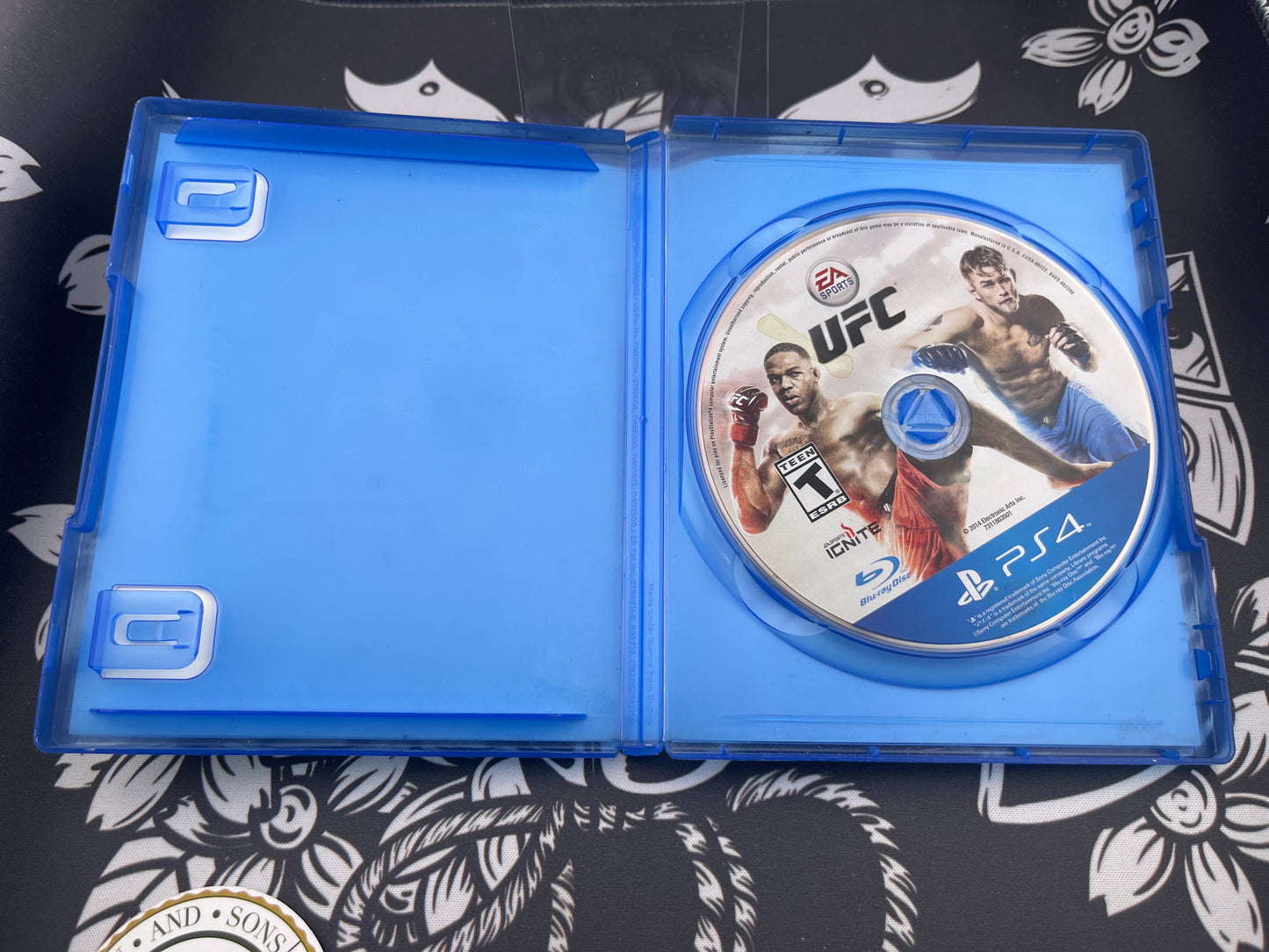 UFC PS4 No Manual