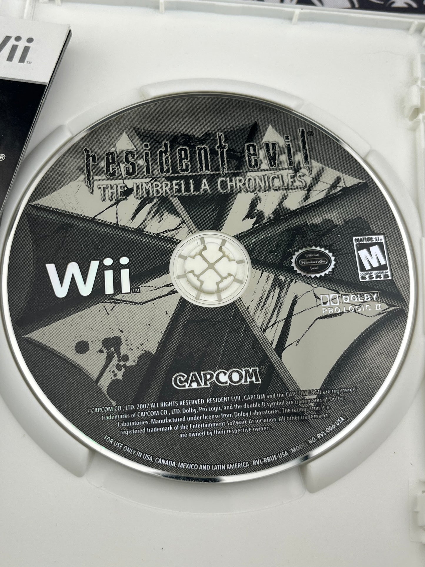Resident Evil The Umbrella Chronicles Wii CIB