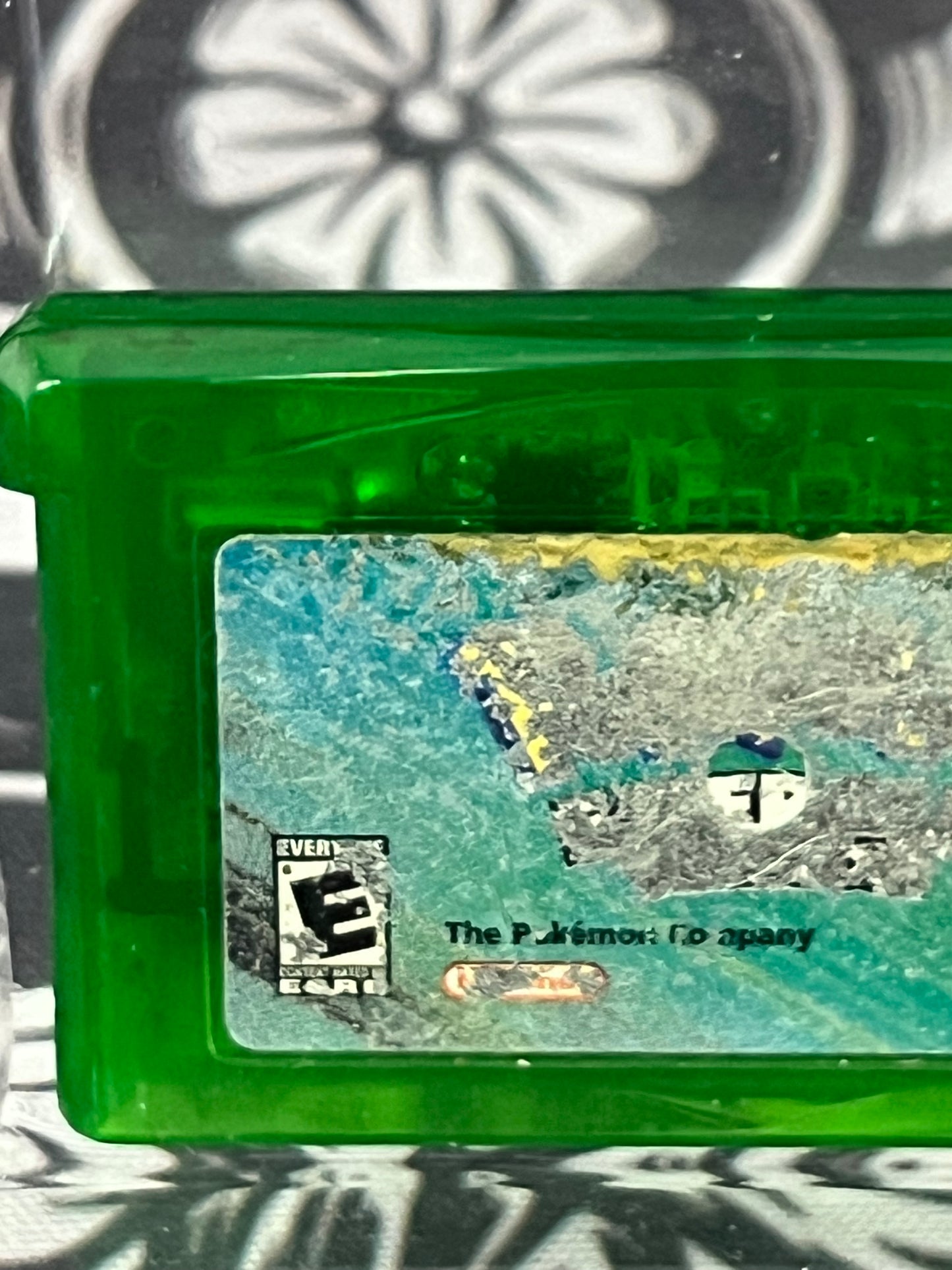 Pokémon Emerald GBA (okay label)