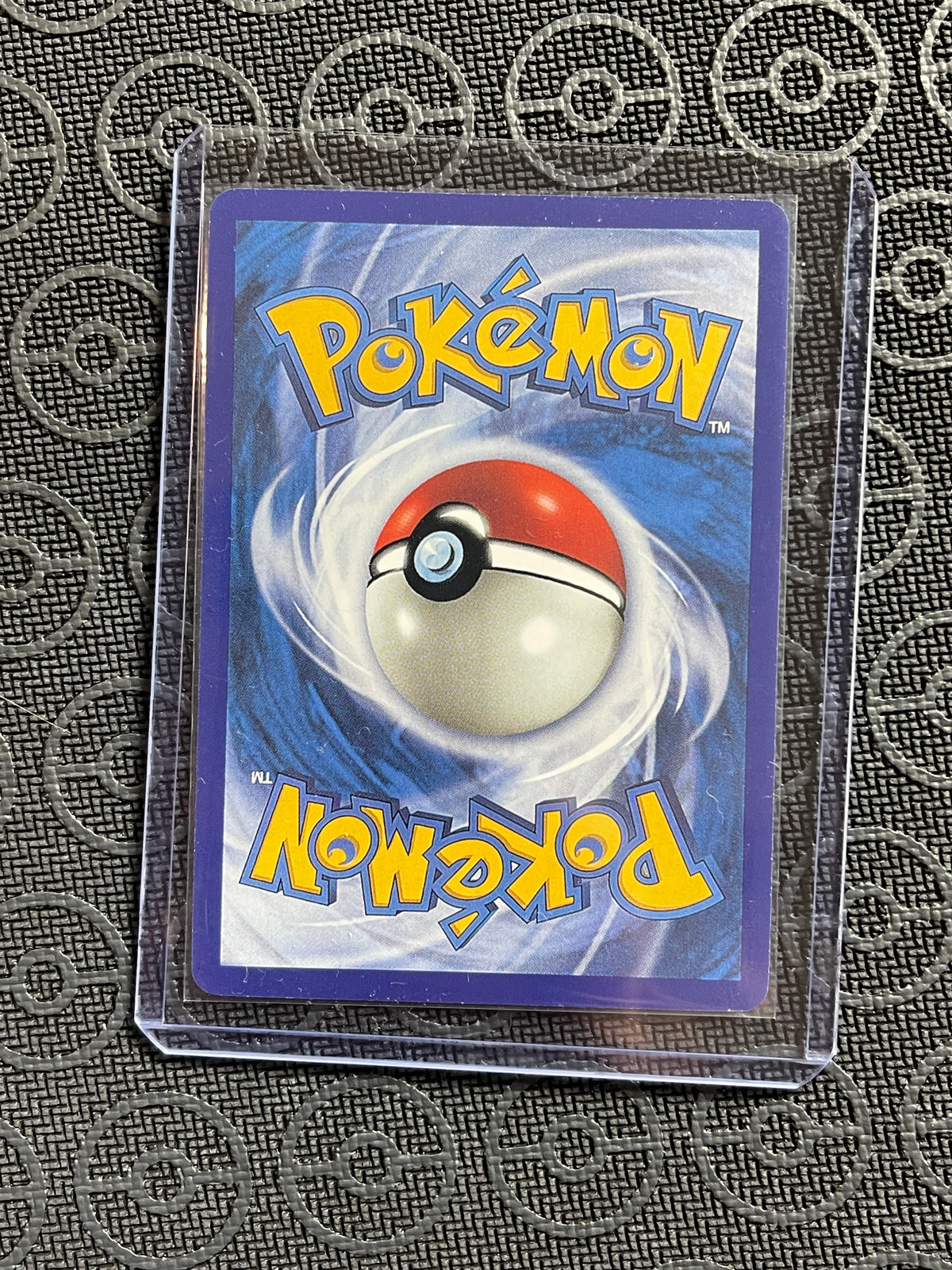 Ivysaur- 1st Edition Shadowless Base Set 30/102  NM