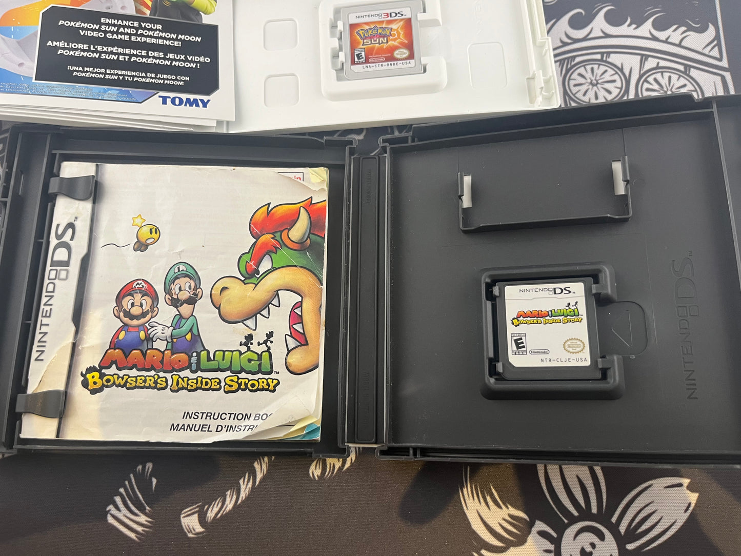 New Nintendo 3DS Xl Red with 3 games