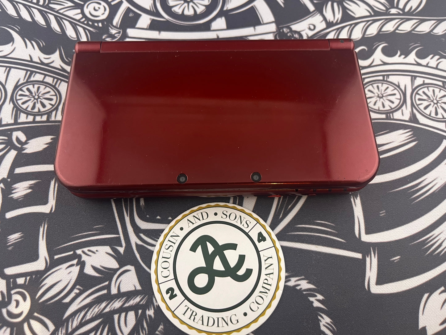 New Nintendo 3DS Xl Red with 3 games