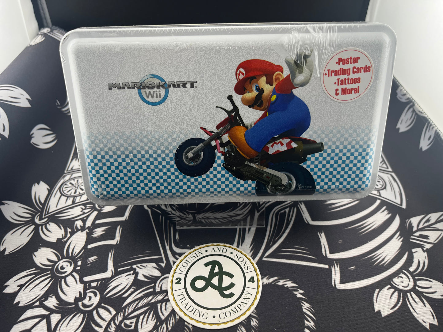 Mario Kart Wii Trading Card collector’s tin