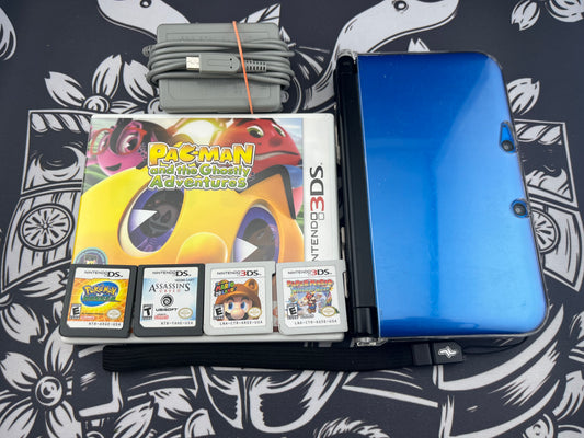 Black and Blue 3DS XL Loose with 5 Games