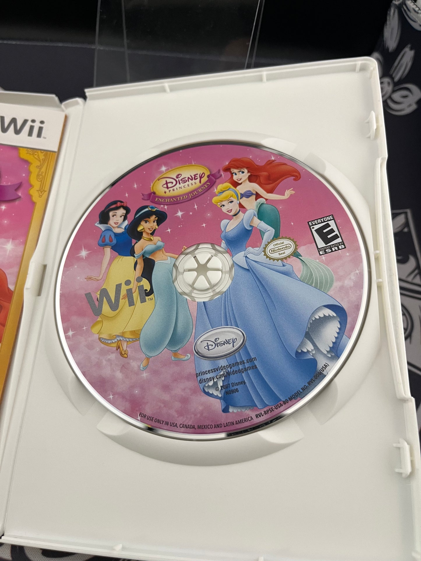 Disney Princess Enchanted Journey Wii CIB