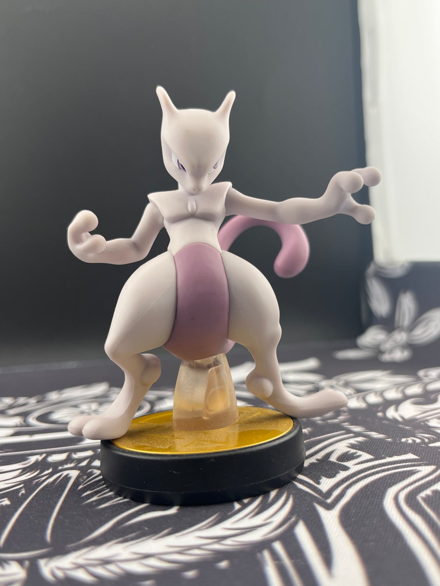 Mewtwo Amiibo Loose