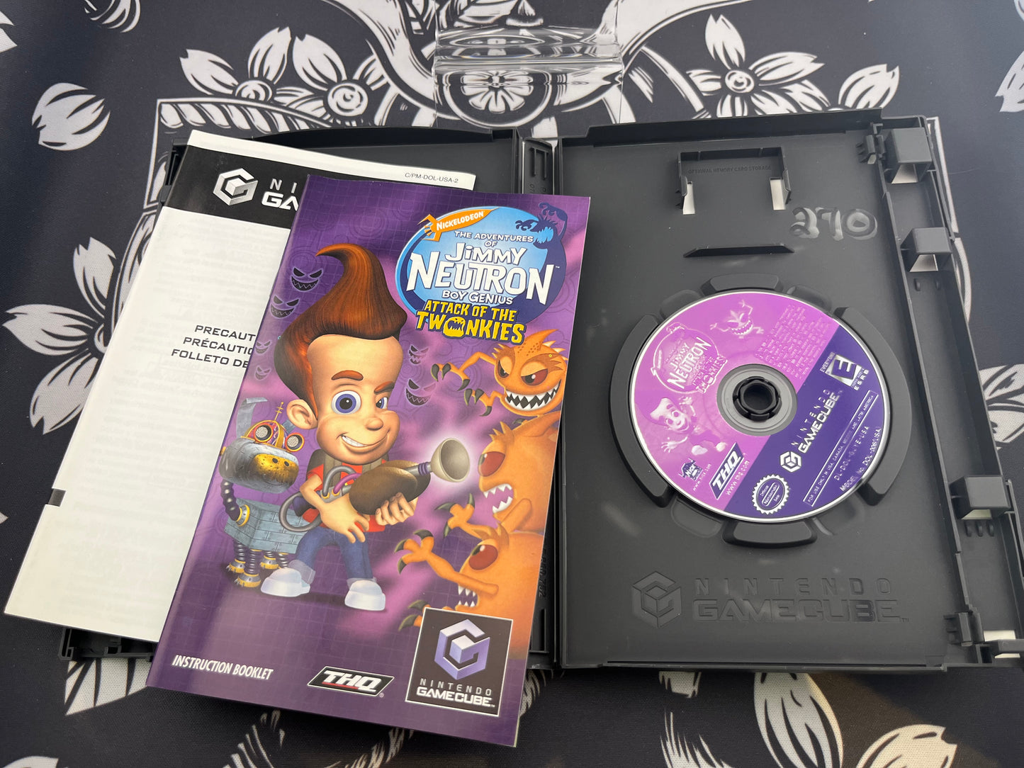 Jimmy Neutron Boy Genius Attack of The Twonkies GameCube CIB