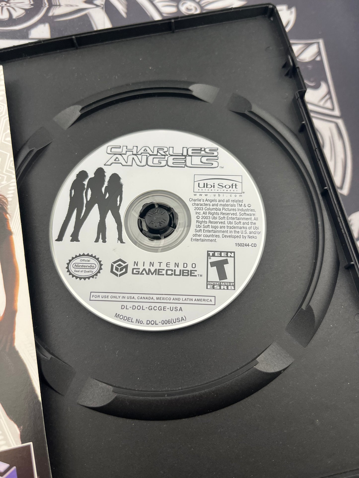 Charlie’s Angels GameCube CIB