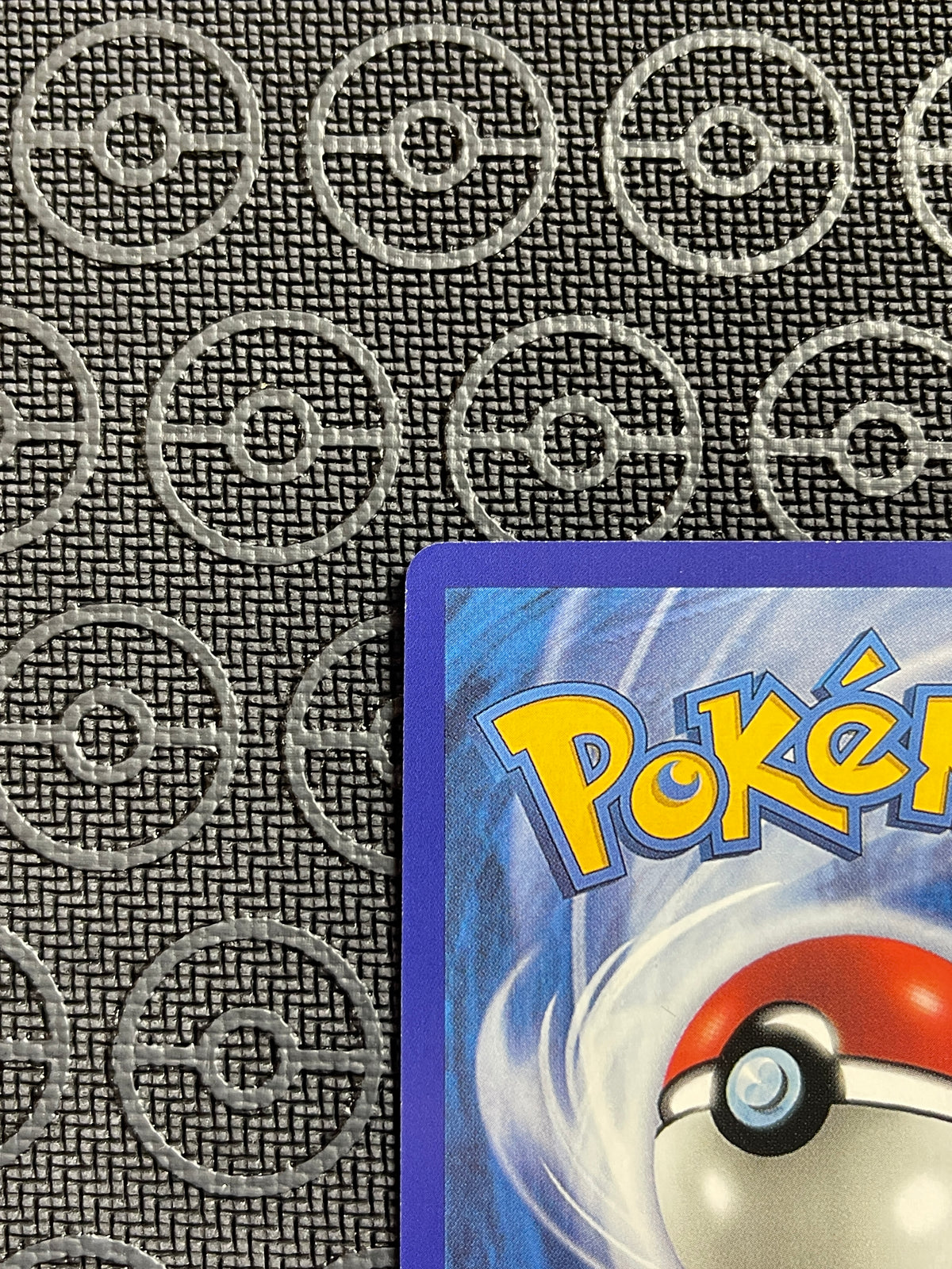 Ivysaur- 1st Edition Shadowless Base Set 30/102  NM