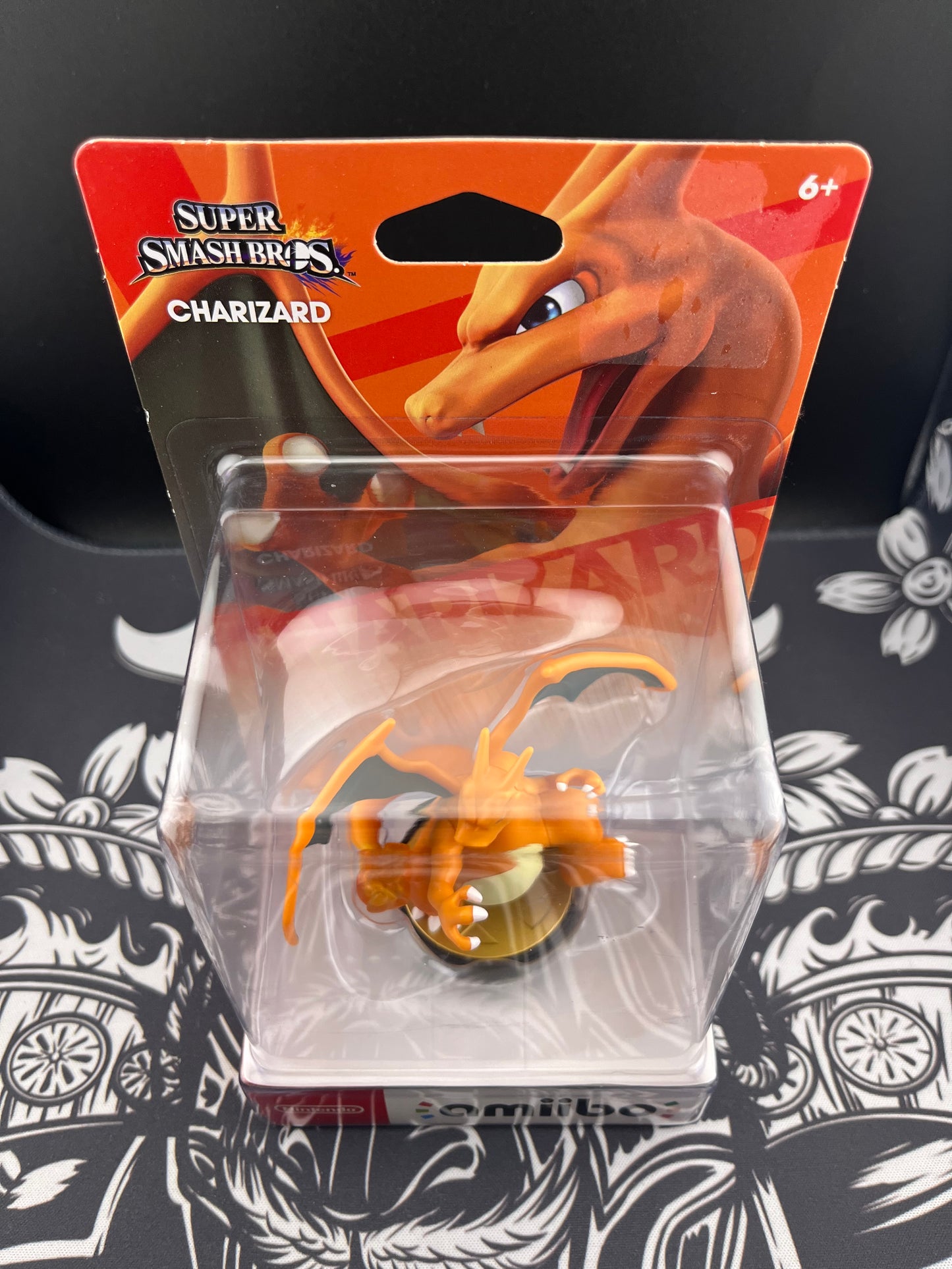 Super Smash Bros Charizard Amiibo BNIB