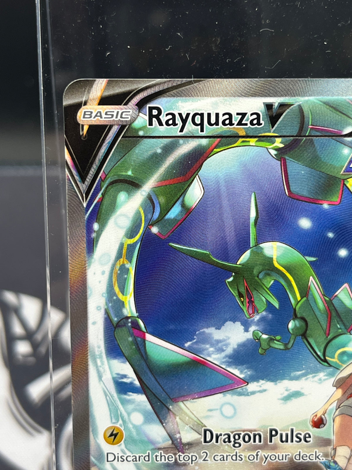 Rayquaza V - 194/203 NM