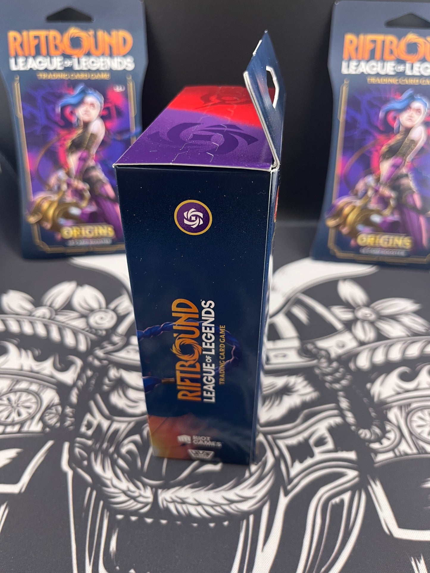 Riftbound League of Legends TCG Champion Deck Jinx + 2 Single Booster packs