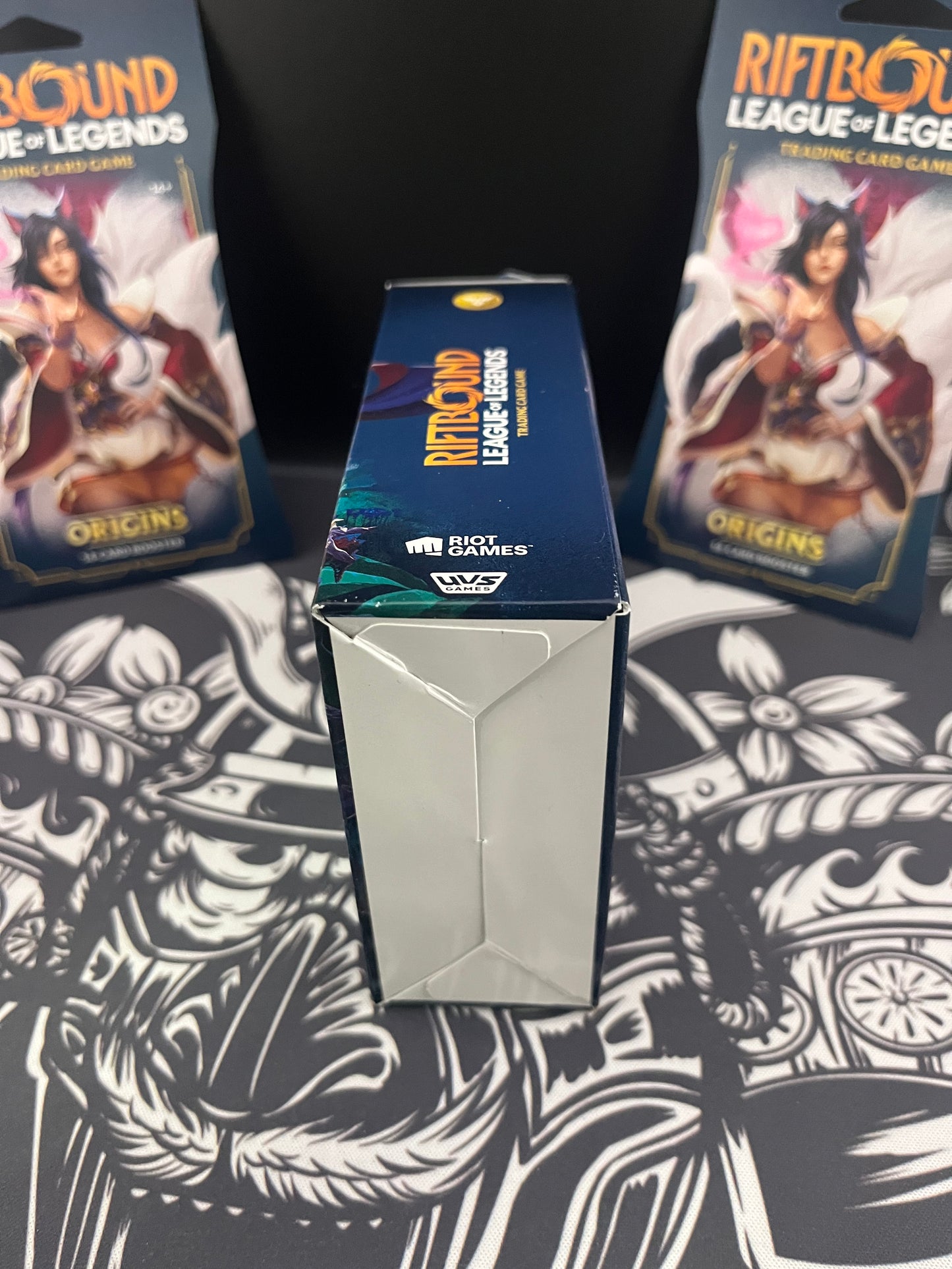 Riftbound League of Legends TCG Champion Deck Viktor + 2 Single Booster packs