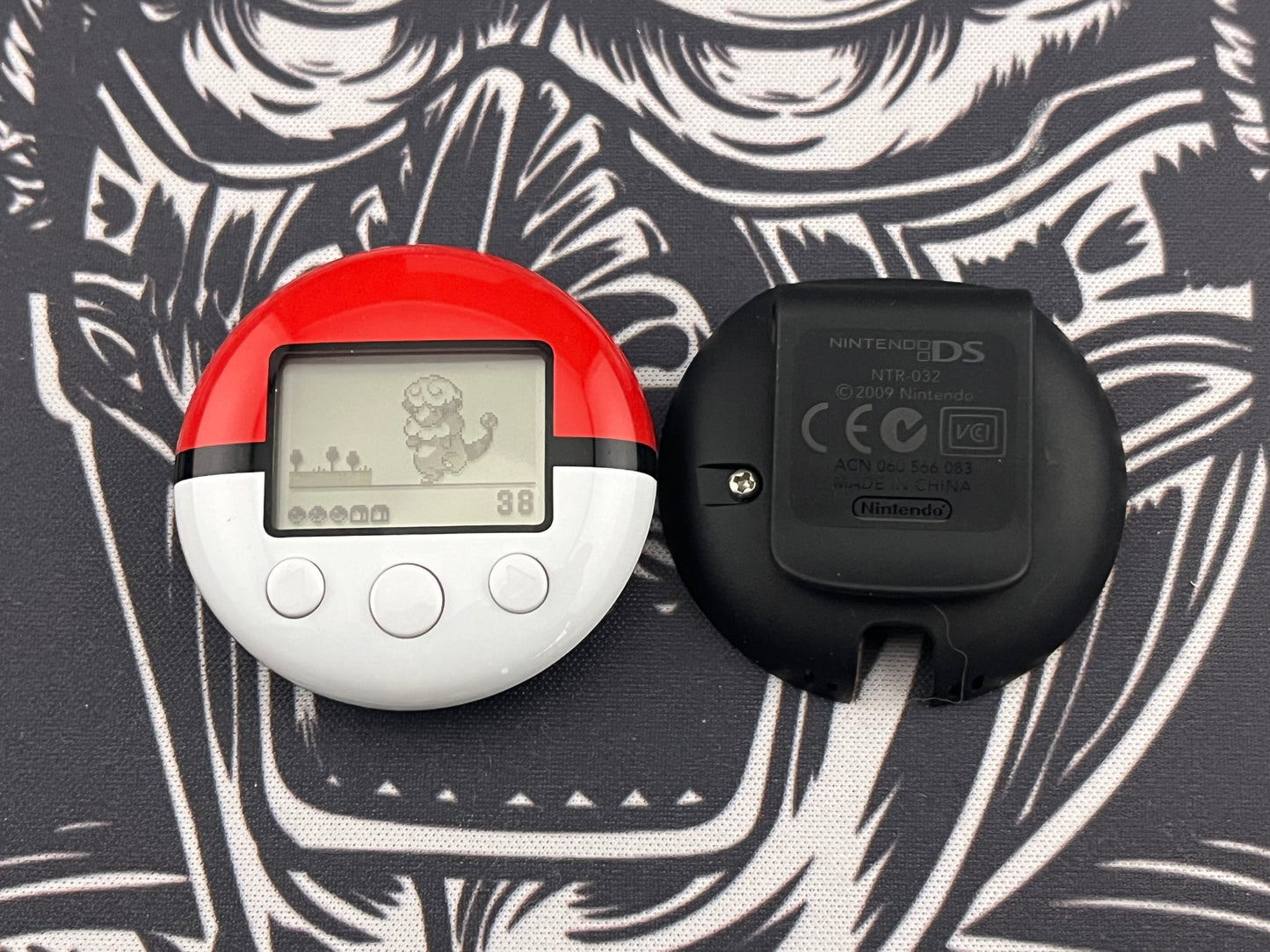 Pokewalker (Mint) new battery + alternate back clip plate