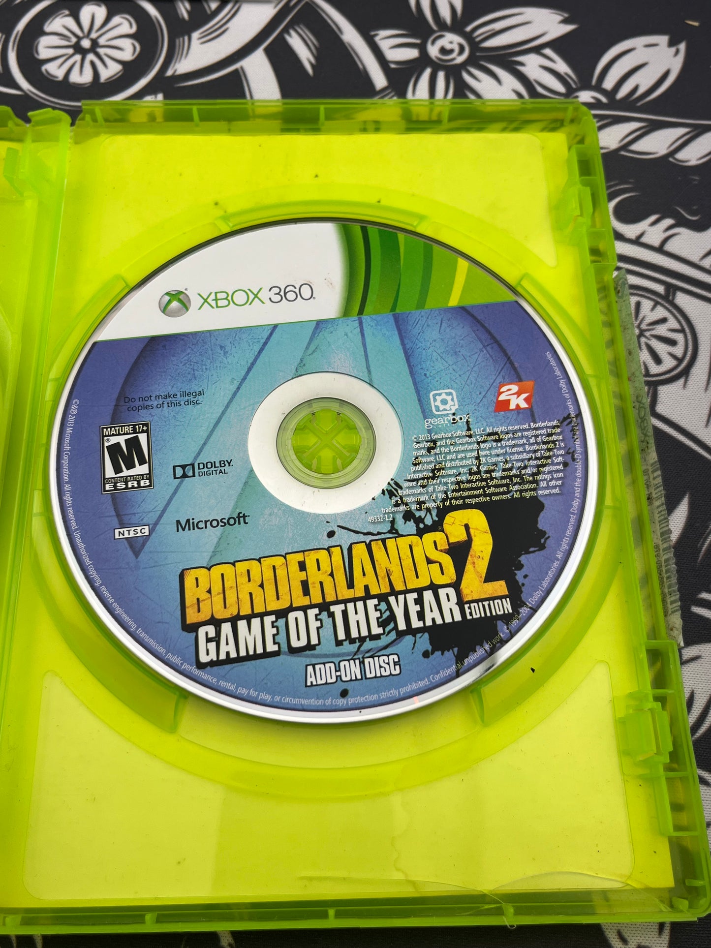 Borderlands 2 GOTY Xbox 360 CIB waterdamge cover