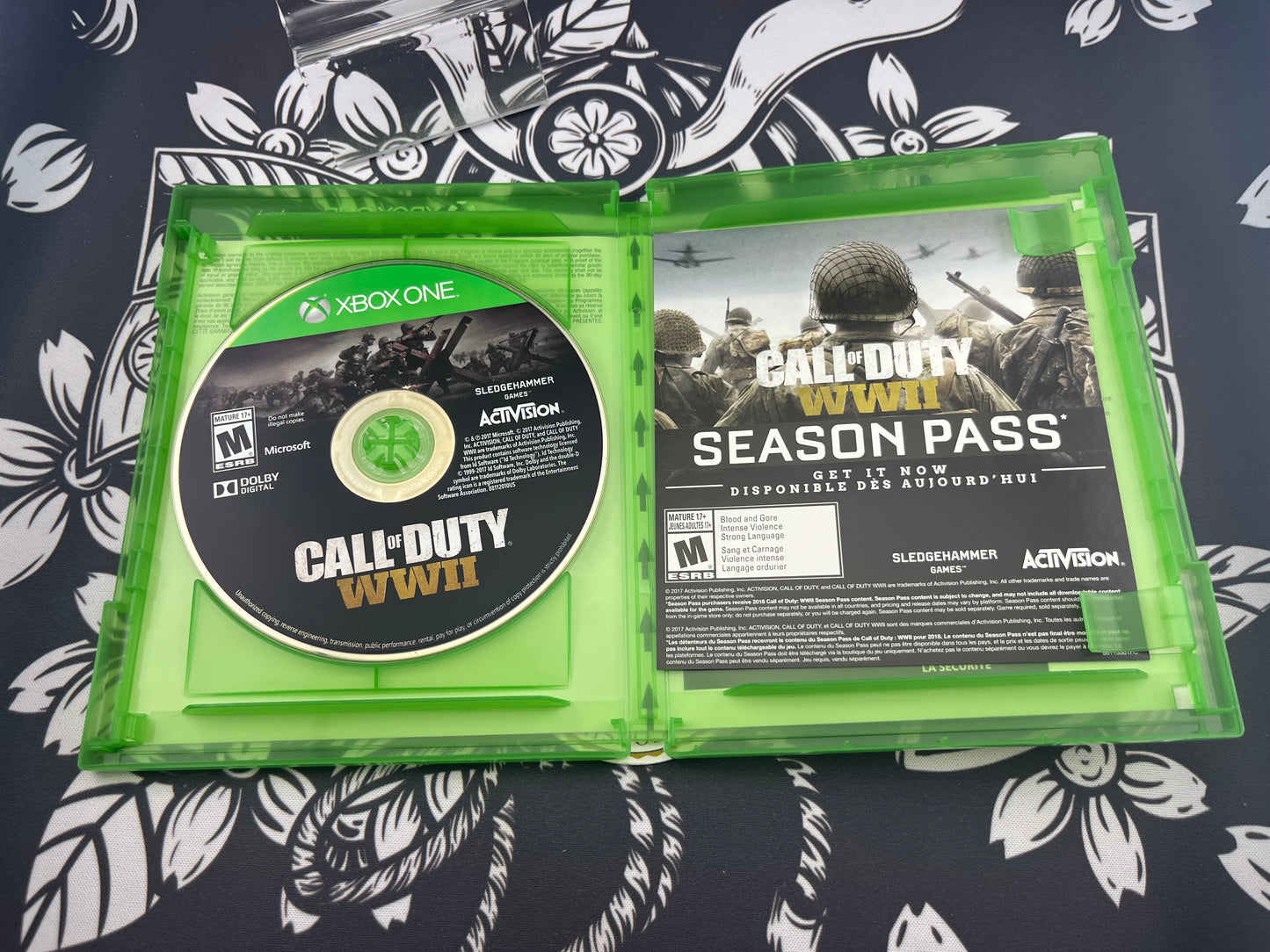 Call of Duty WW2 Xbox One CIB
