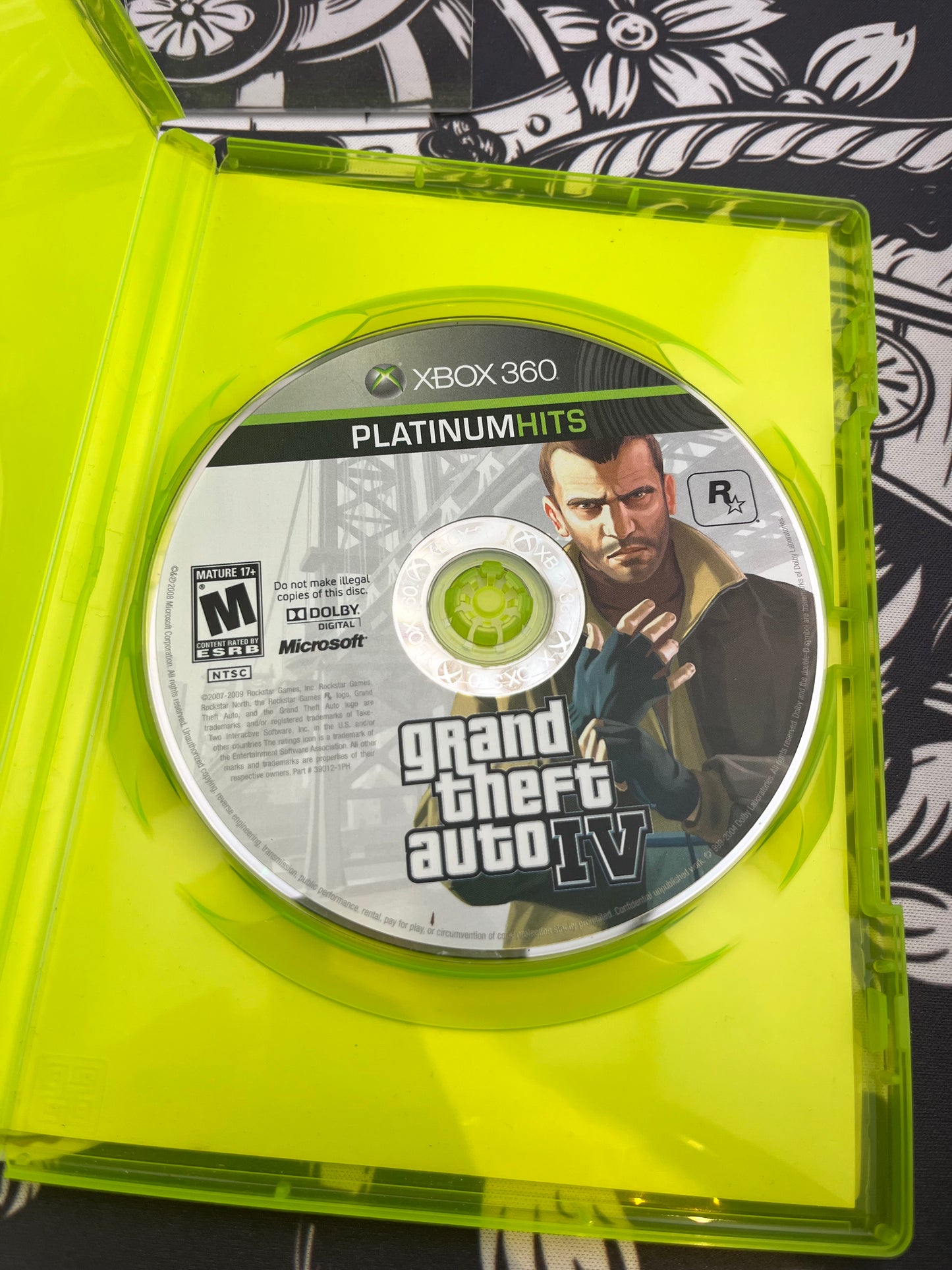 Grand Theft Auto IV GTA 4 Xbox 360 No Manual