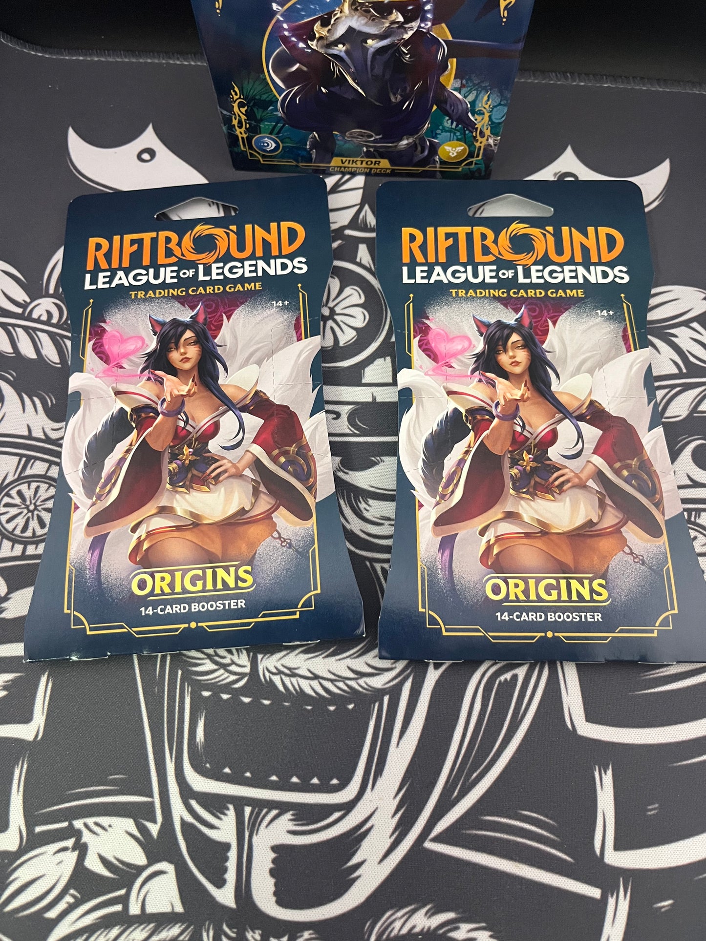 Riftbound League of Legends TCG Champion Deck Viktor + 2 Single Booster packs