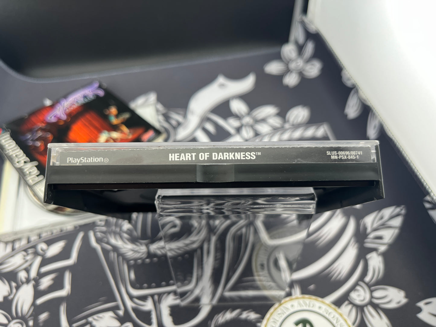 Heart of Darkness (2 disc, damaged case) CIB PS1