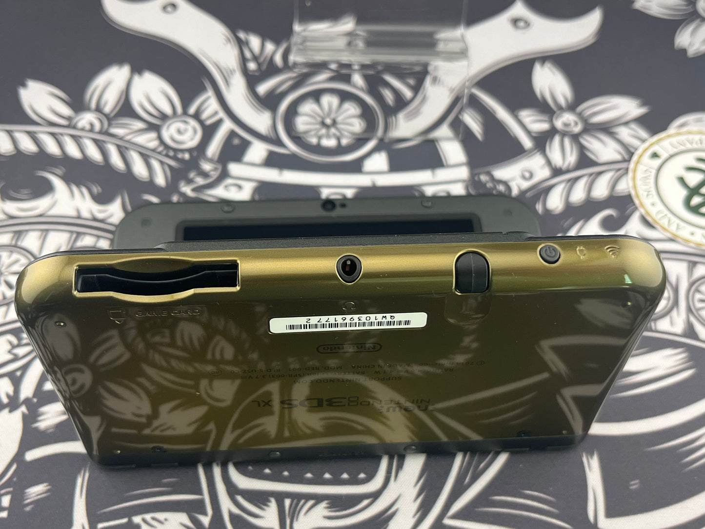 ‘New’ Nintendo 3DS XL Majora's Mask Limited Edition Nintendo 3DS + Sealed Major’s mask Game + Original Charger