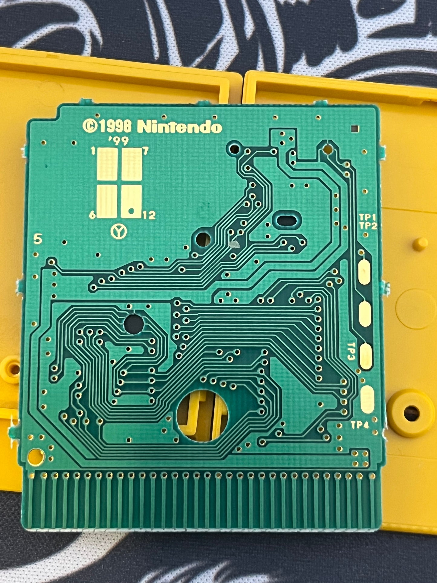 Pokémon Yellow Second Print Game and Box