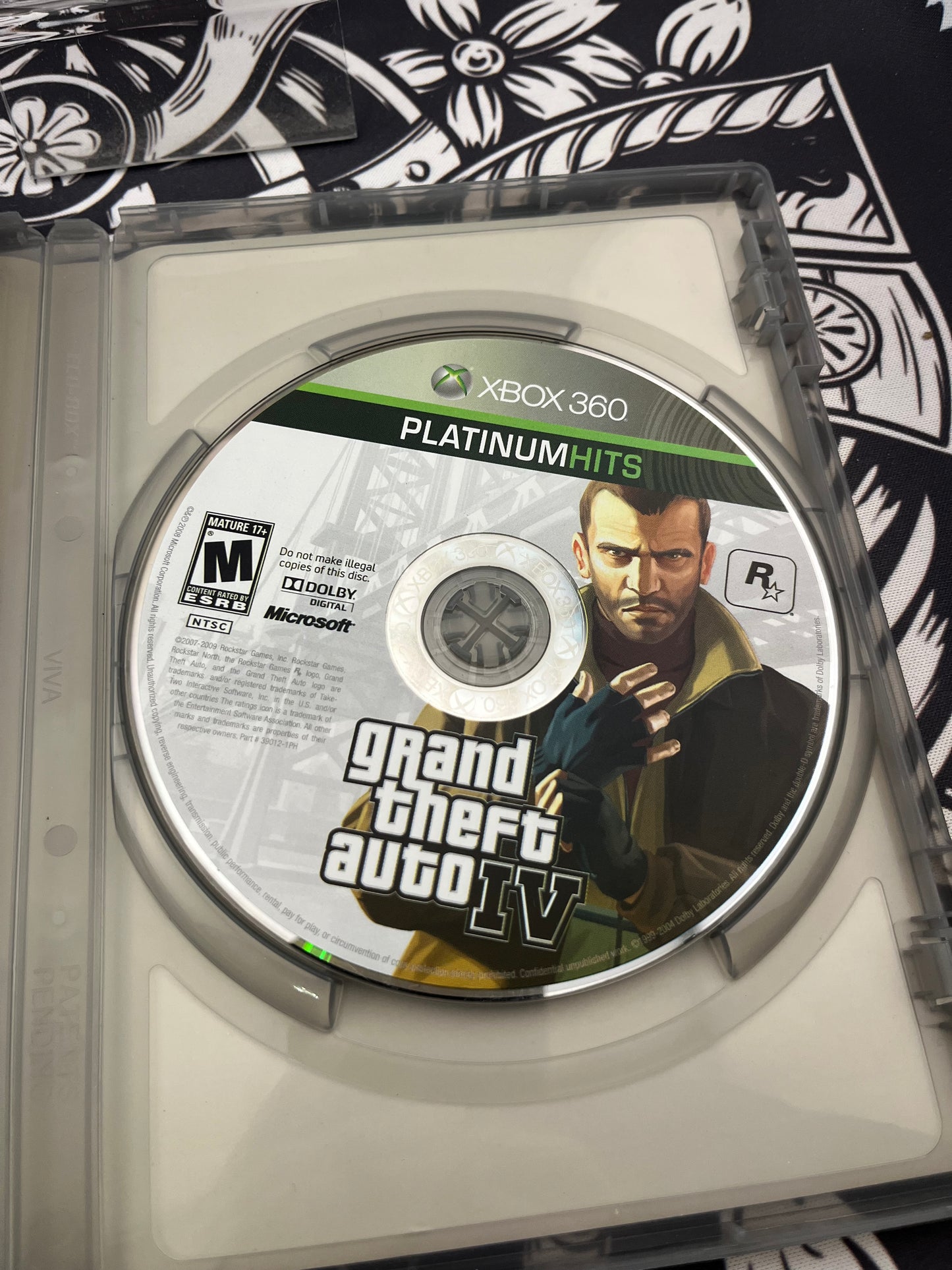 Grand Theft Auto IV PH Xbox 360 CIB
