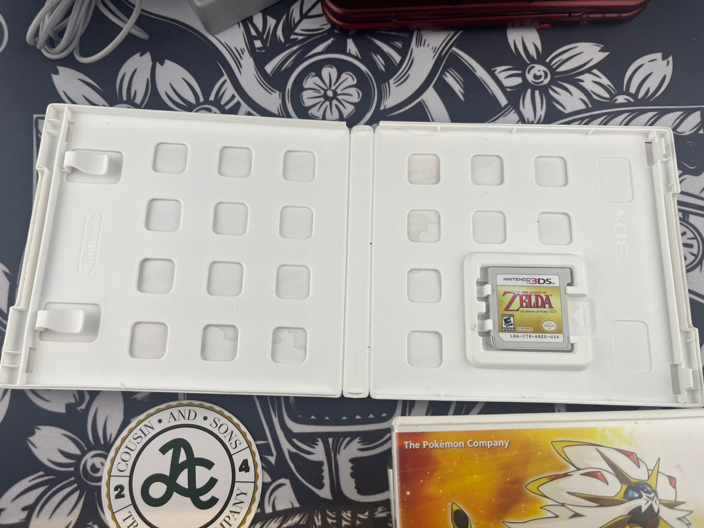 New Nintendo 3DS Xl Red with 3 games
