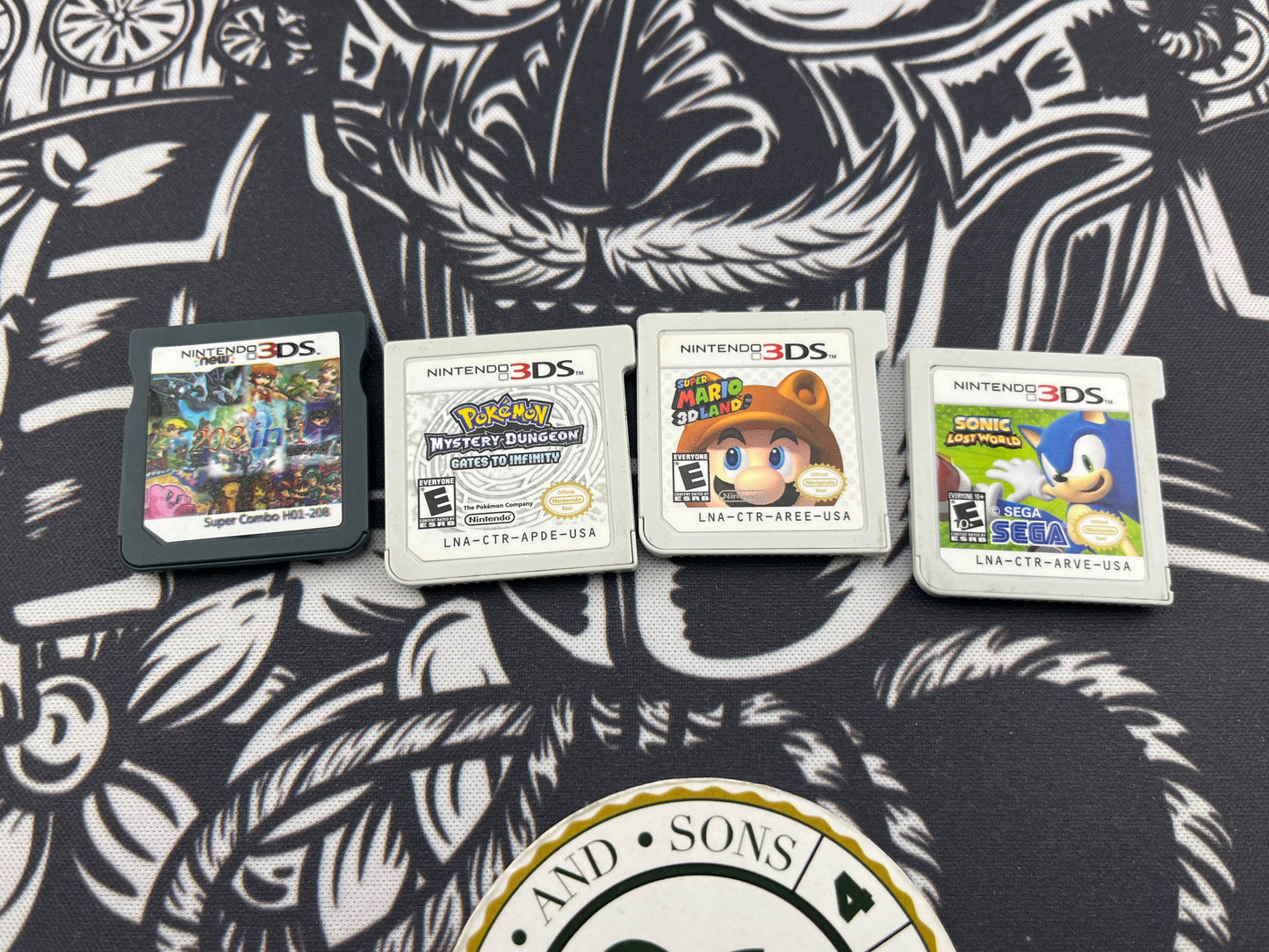 Black and Blue 3DS XL Loose with 4 Games