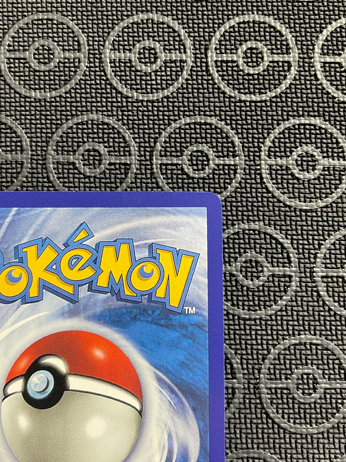 Ivysaur- 1st Edition Shadowless Base Set 30/102  NM