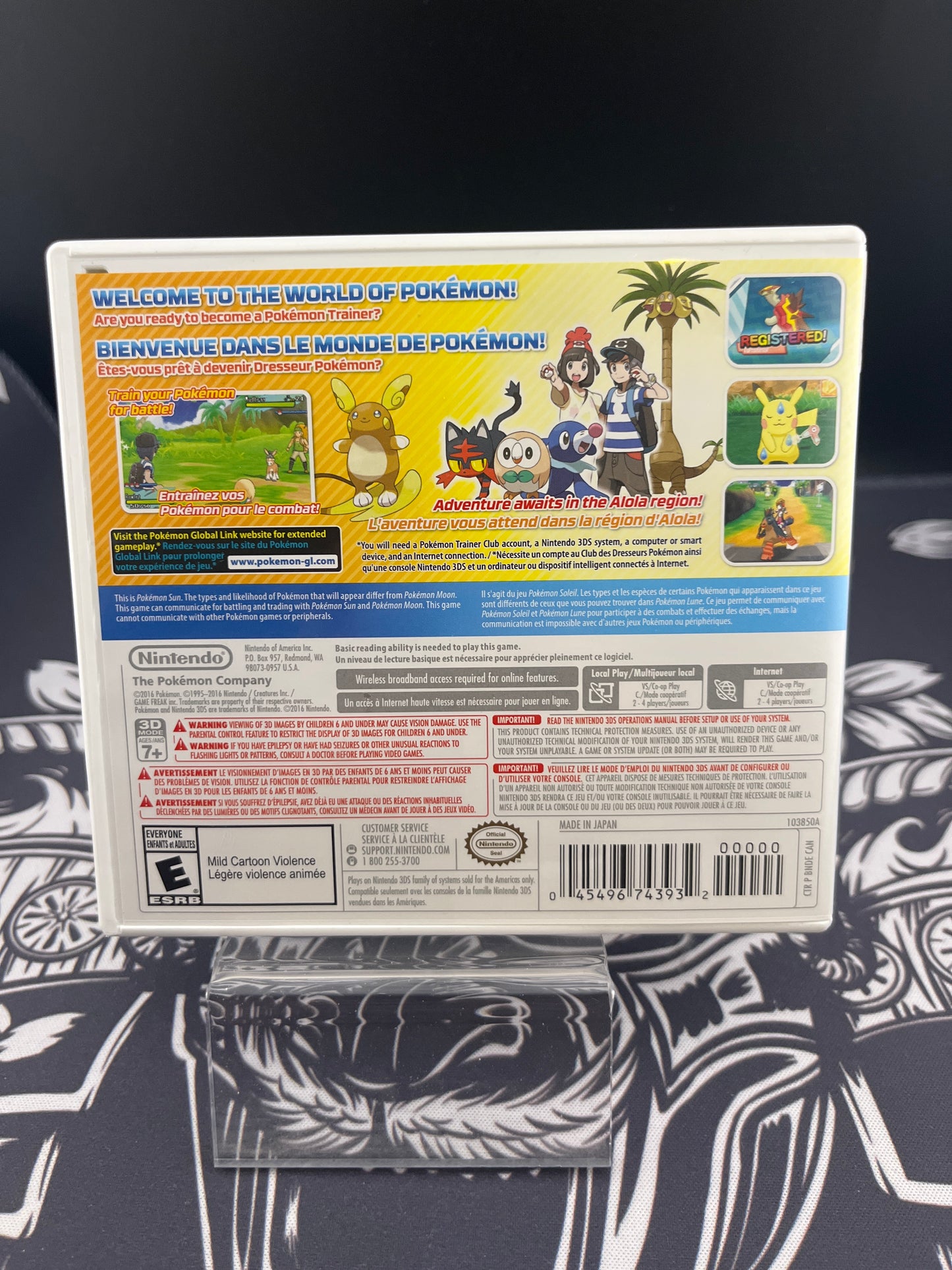 Pokemon Sun 3DS game and case