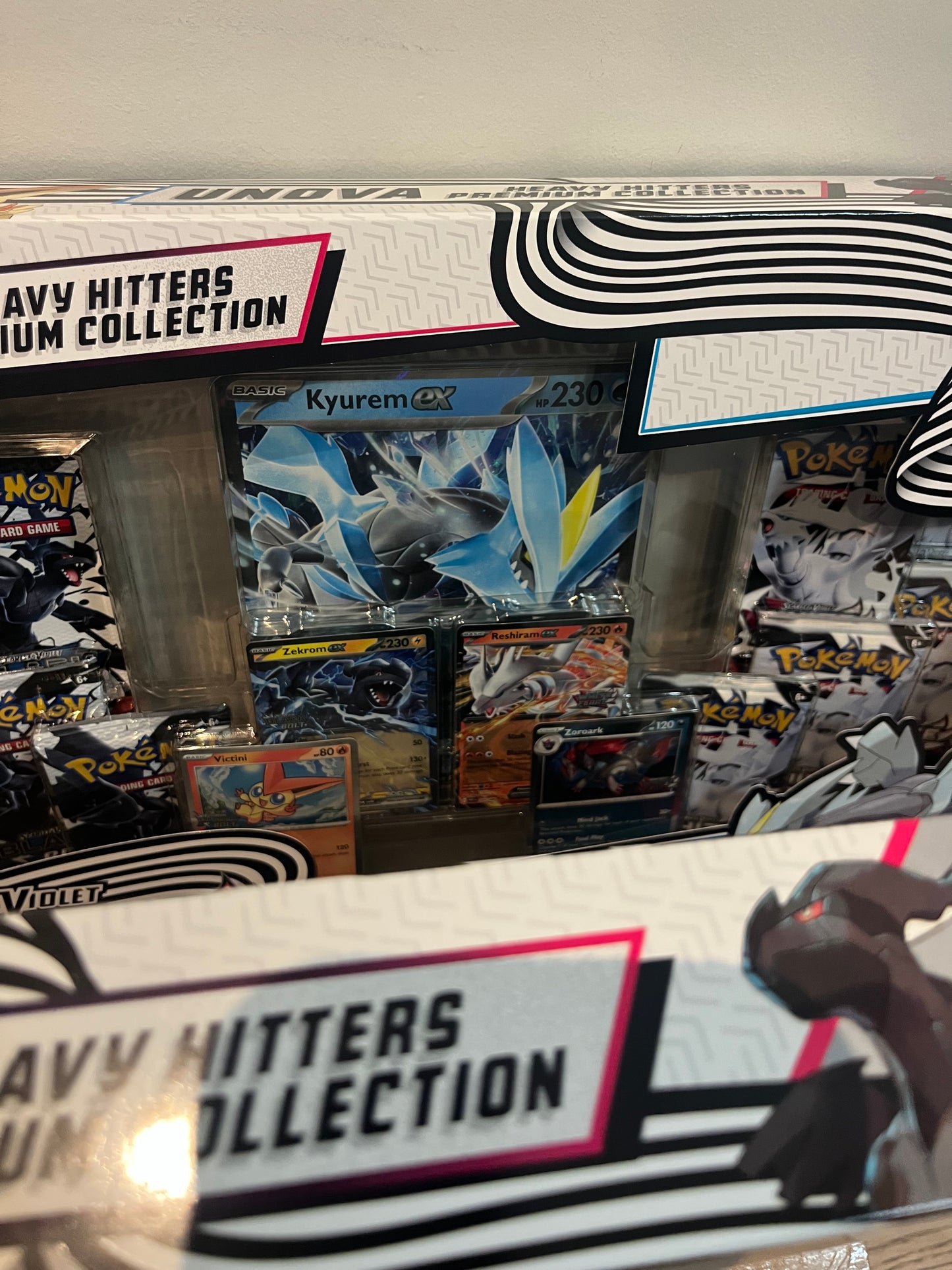 Black Bolt White Flare Heavy Hitters (2 Units) - Factory Sealed BNIB