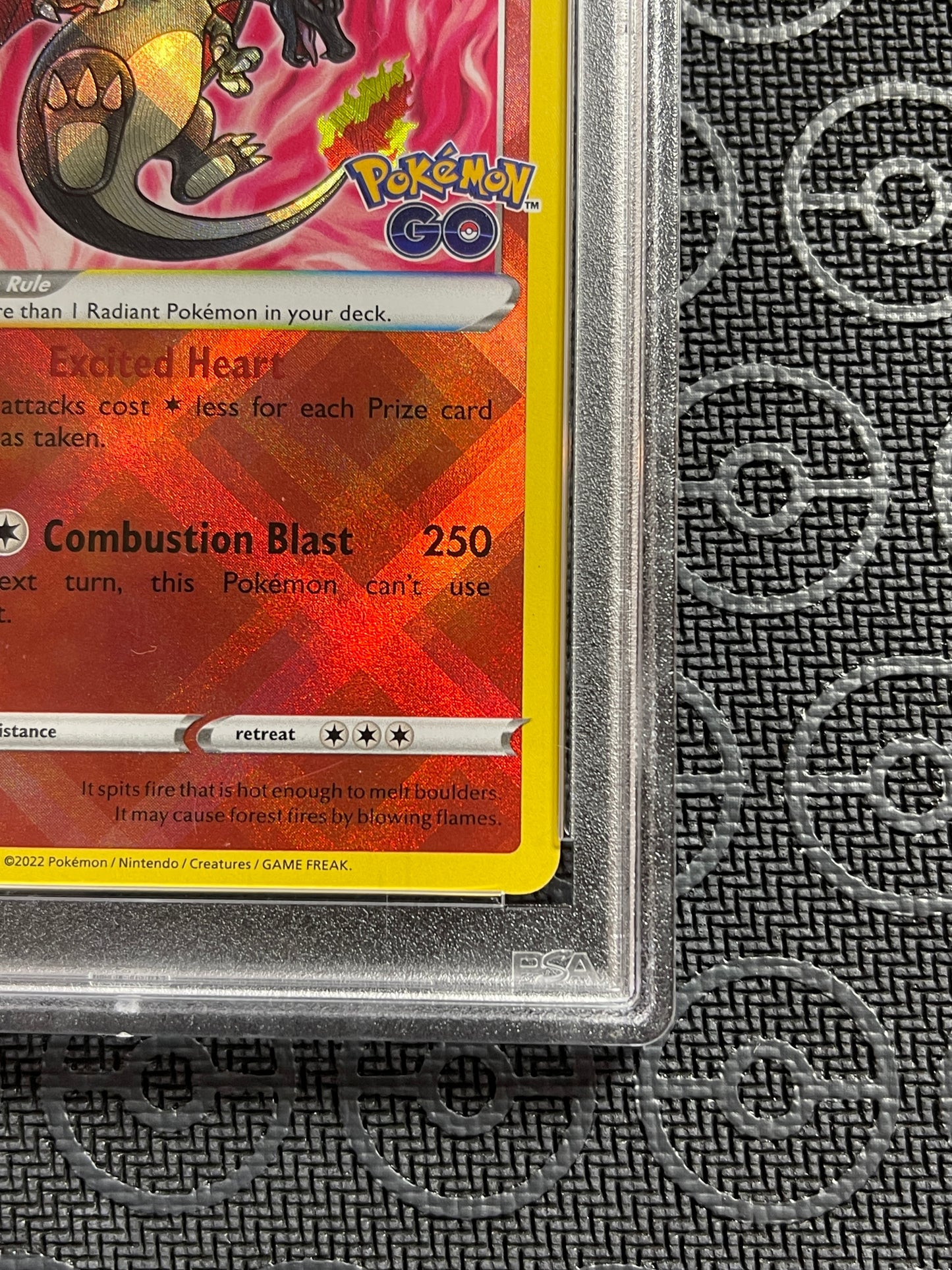 2022 Pokémon Go Radiant 011 Charizard PSA 10